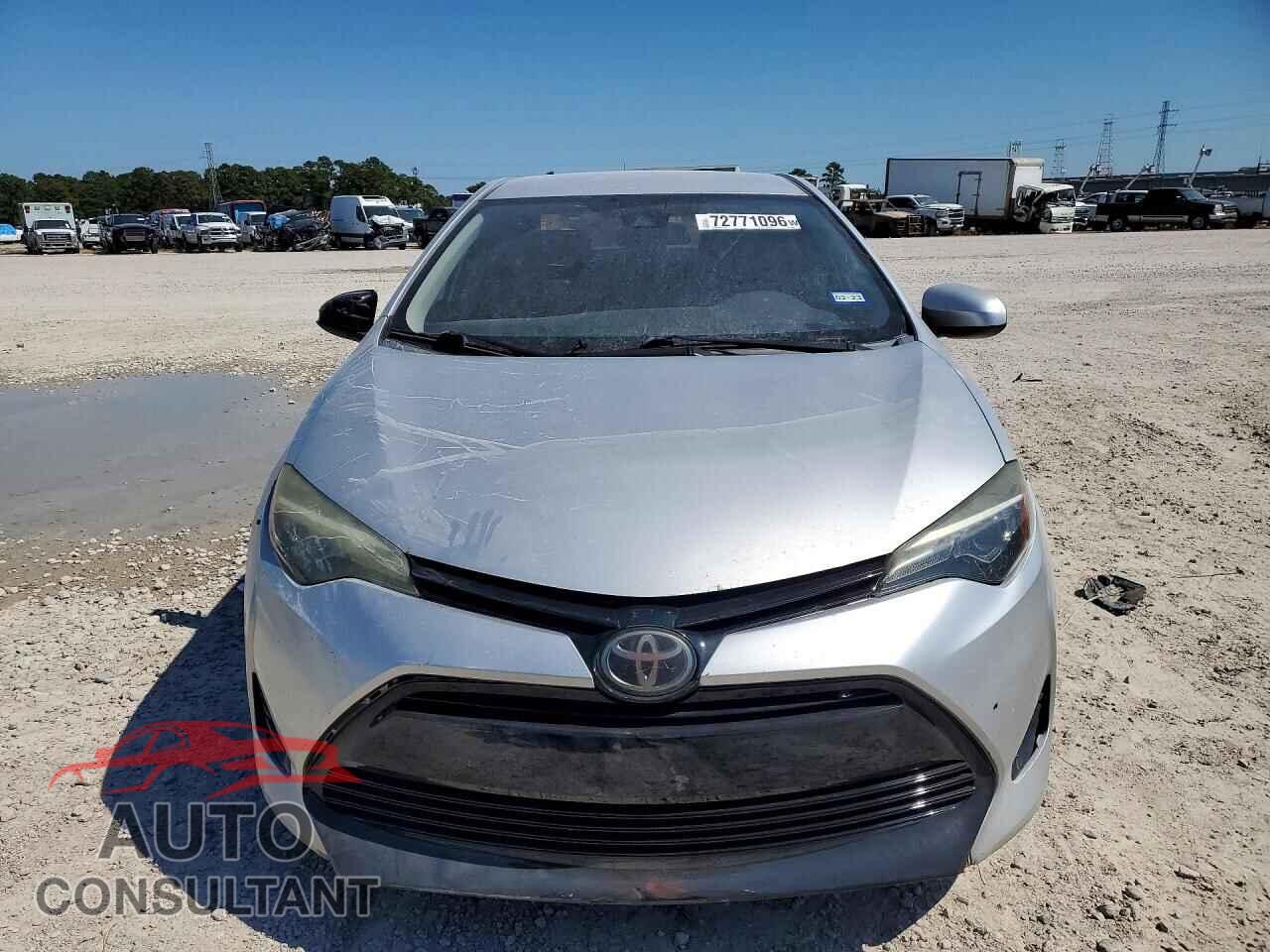 TOYOTA COROLLA 2017 - 5YFBURHEXHP703964