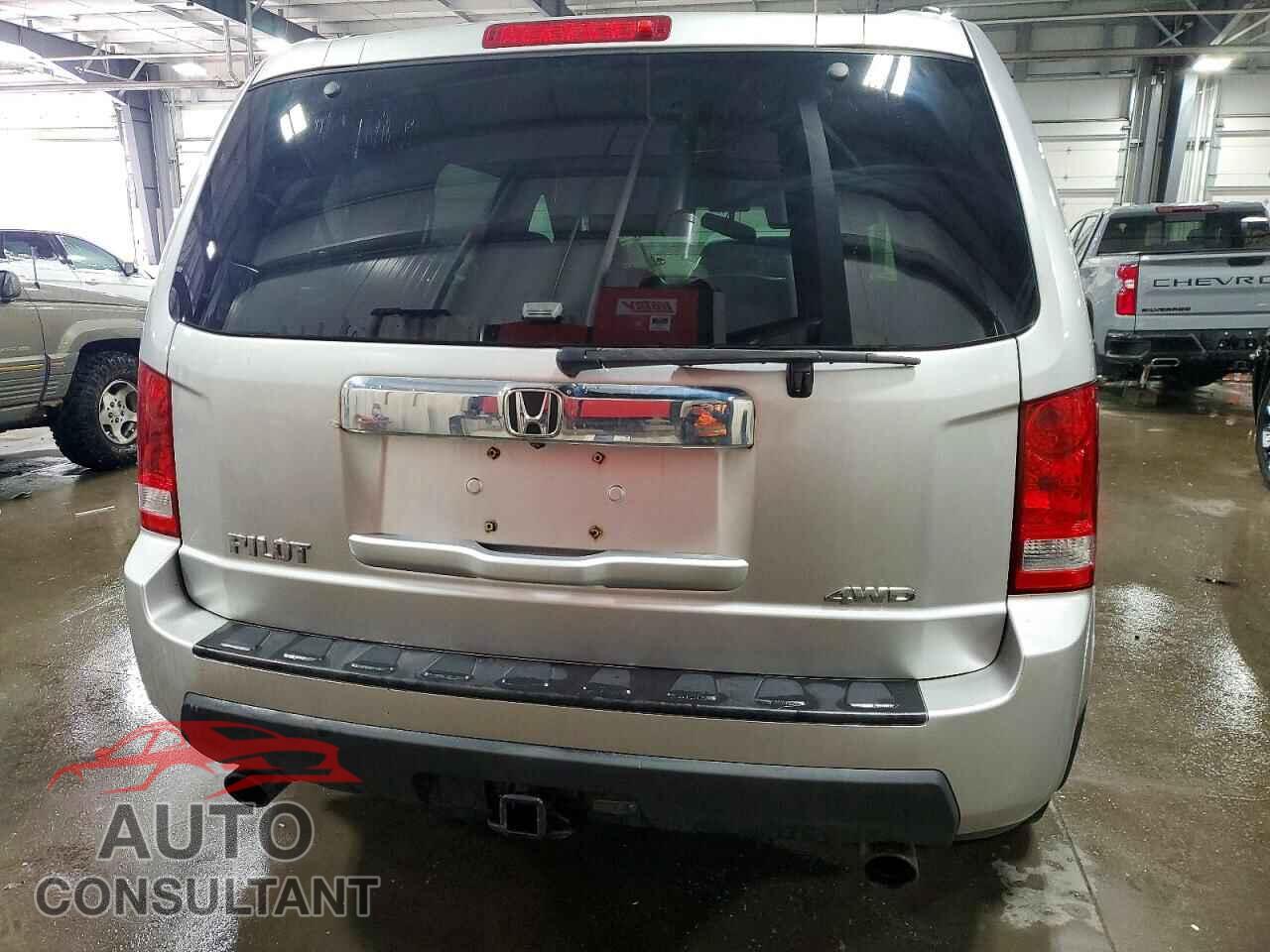 HONDA PILOT 2011 - 5FNYF4H54BB106819