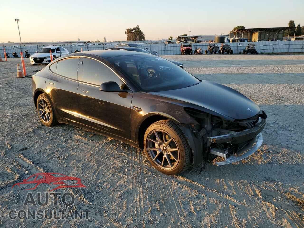 TESLA MODEL 3 2021 - 5YJ3E1EA5MF082272