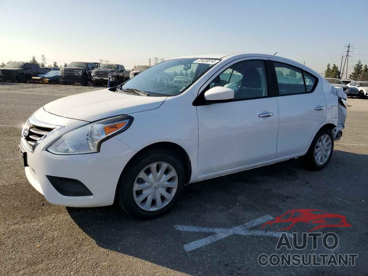 NISSAN VERSA 2017 - 3N1CN7AP8HL841665