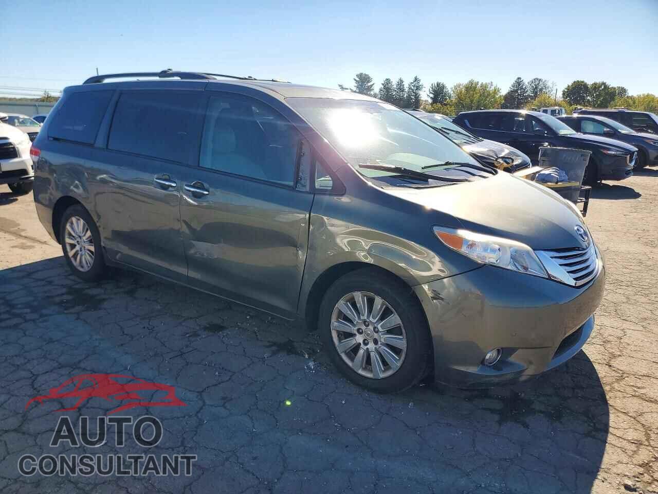 TOYOTA SIENNA 2011 - 5TDDK3DC2BS014354