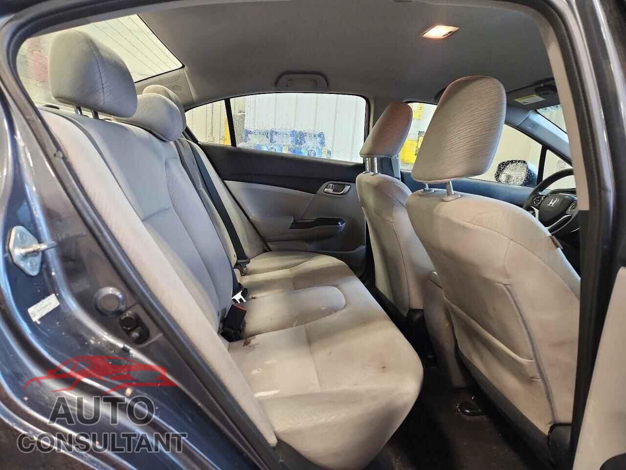 HONDA CIVIC 2013 - 19XFB2F52DE027300