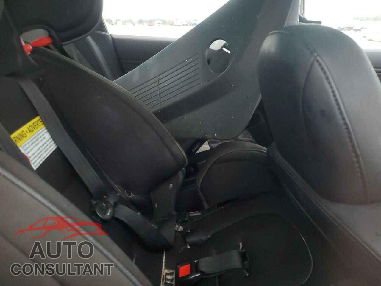 TESLA MODEL 3 2019 - 5YJ3E1EA4KF409919
