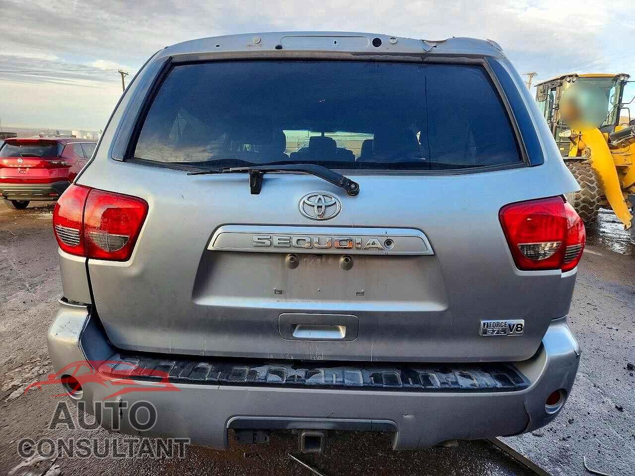 TOYOTA SEQUOIA 2011 - 5TDBY5G12BS053473