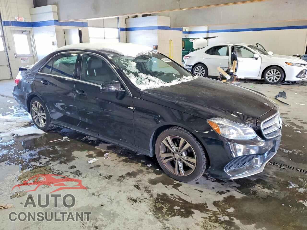 MERCEDES-BENZ E-CLASS 2014 - WDDHF8JB2EA998787