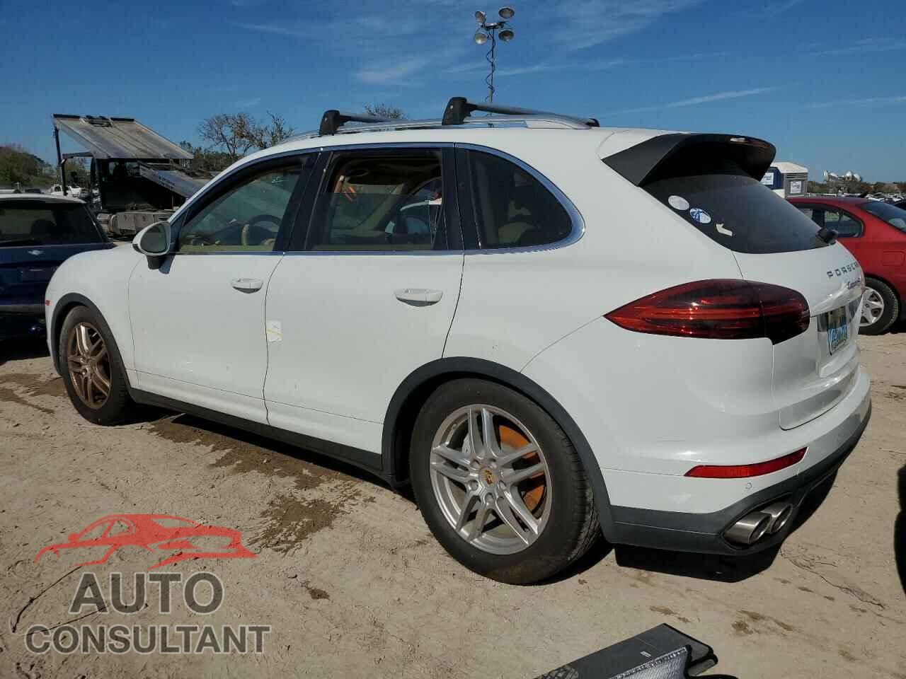 PORSCHE CAYENNE 2016 - WP1AB2A25GLA92448