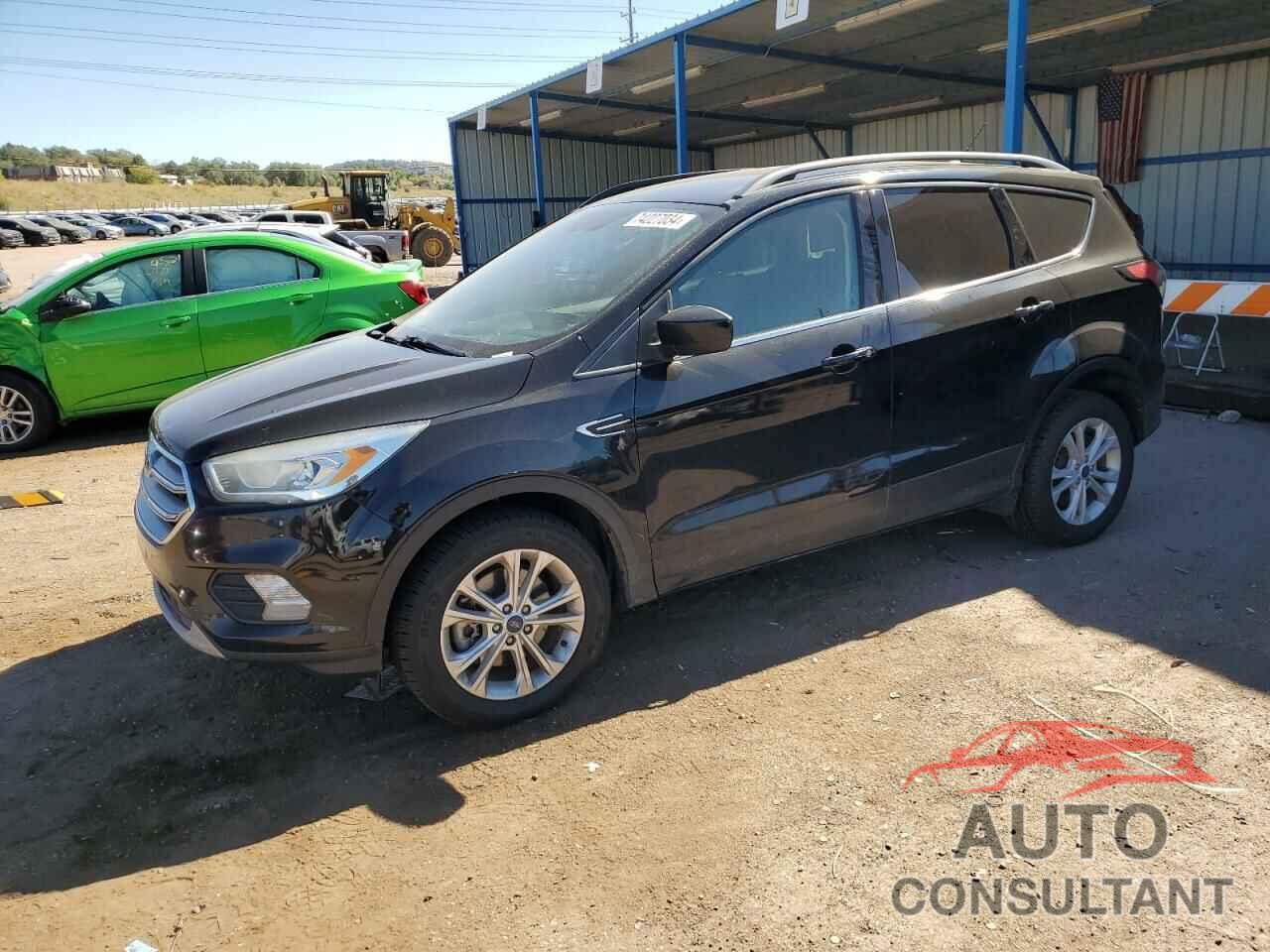 FORD ESCAPE 2017 - 1FMCU9G93HUE36142