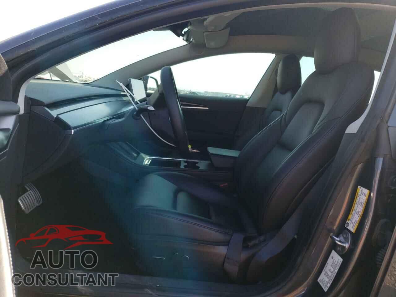 TESLA MODEL 3 2022 - 5YJ3E1EC3NF210351