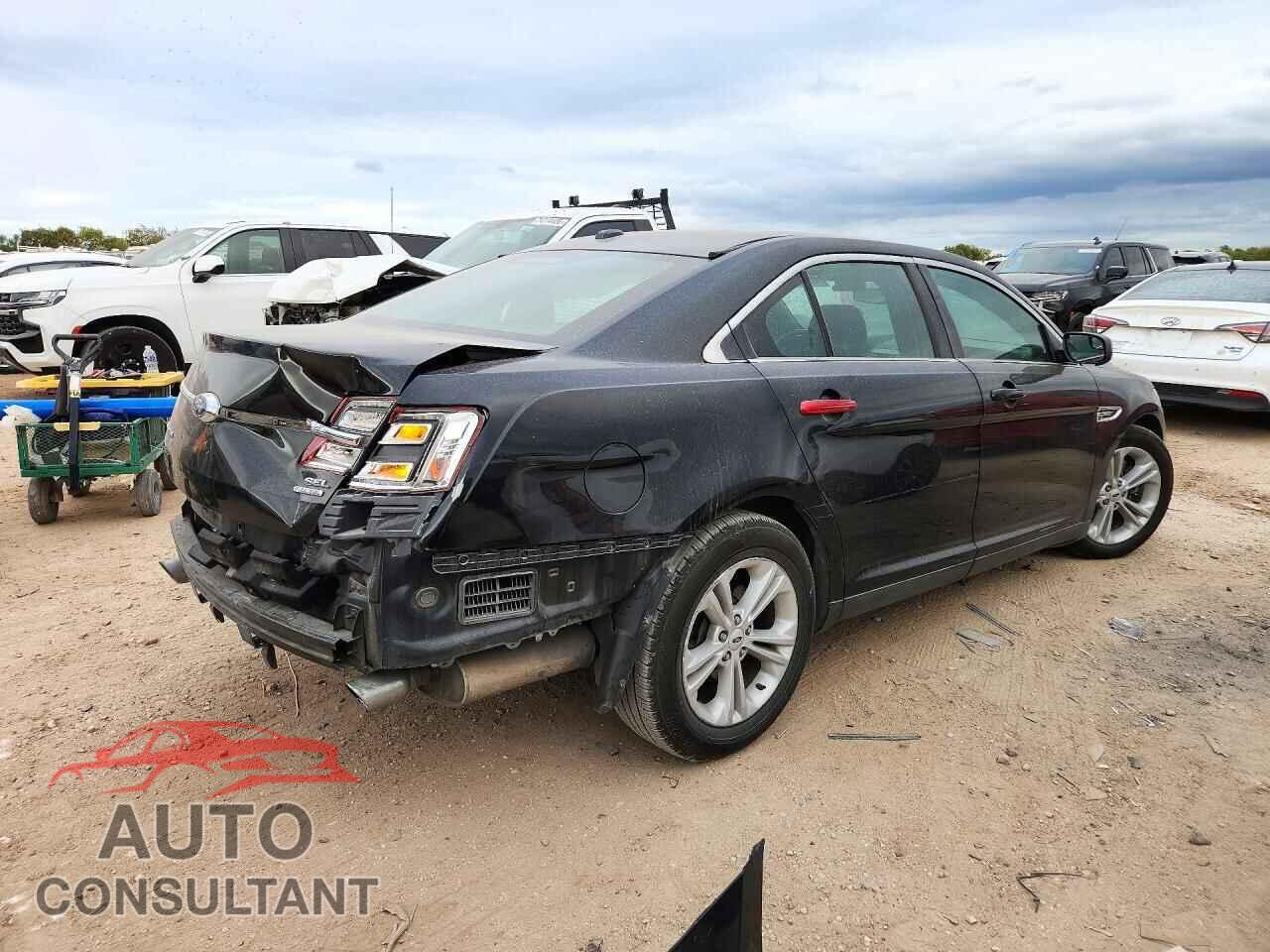 FORD TAURUS 2015 - 1FAHP2E85FG182972