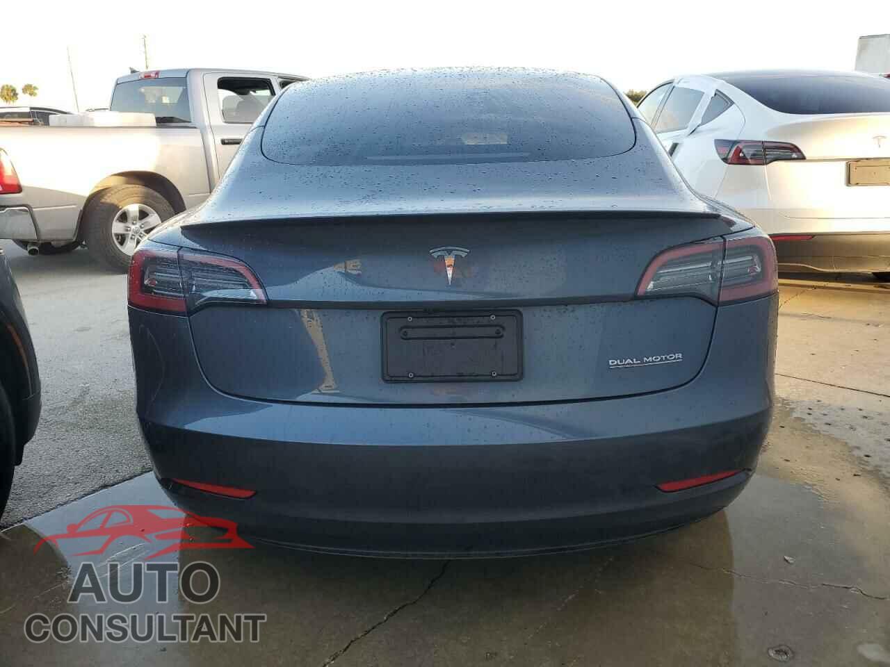 TESLA MODEL 3 2023 - 5YJ3E1EC2PF489682
