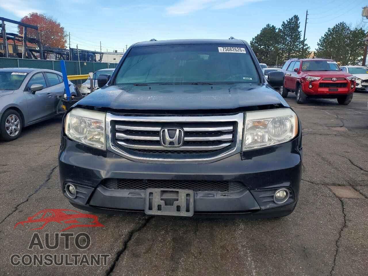 HONDA PILOT 2013 - 5FNYF4H77DB071875