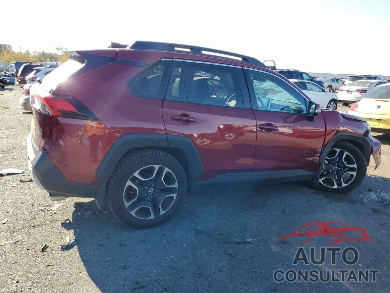 TOYOTA RAV4 2019 - 2T3J1RFV2KW044363