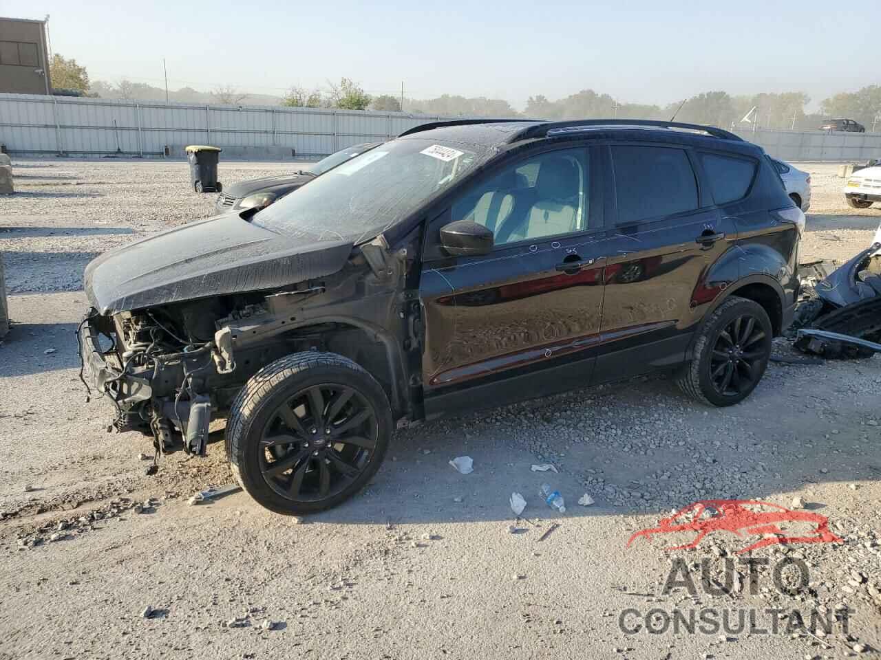 FORD ESCAPE 2017 - 1FMCU9G92HUA61327