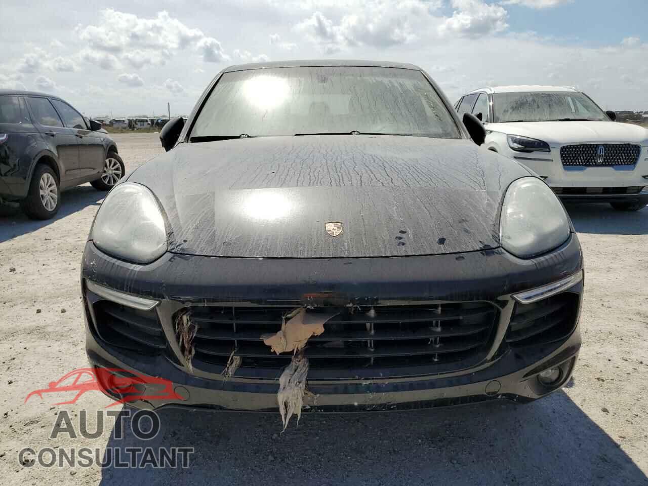 PORSCHE CAYENNE 2016 - WP1AA2A2XGLA10846