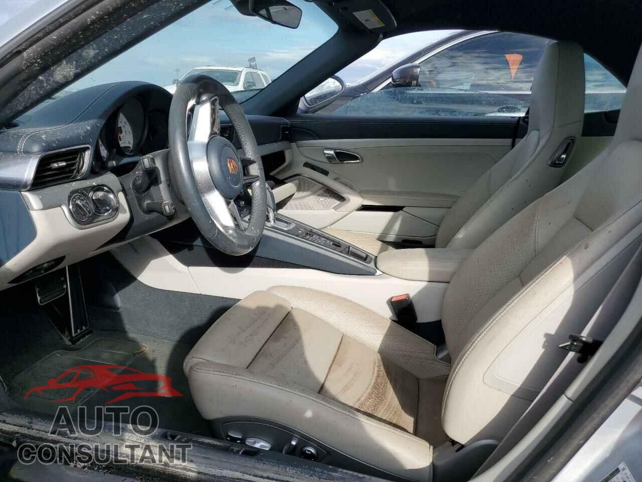 PORSCHE 911 2017 - WP0CA2A95HS142279