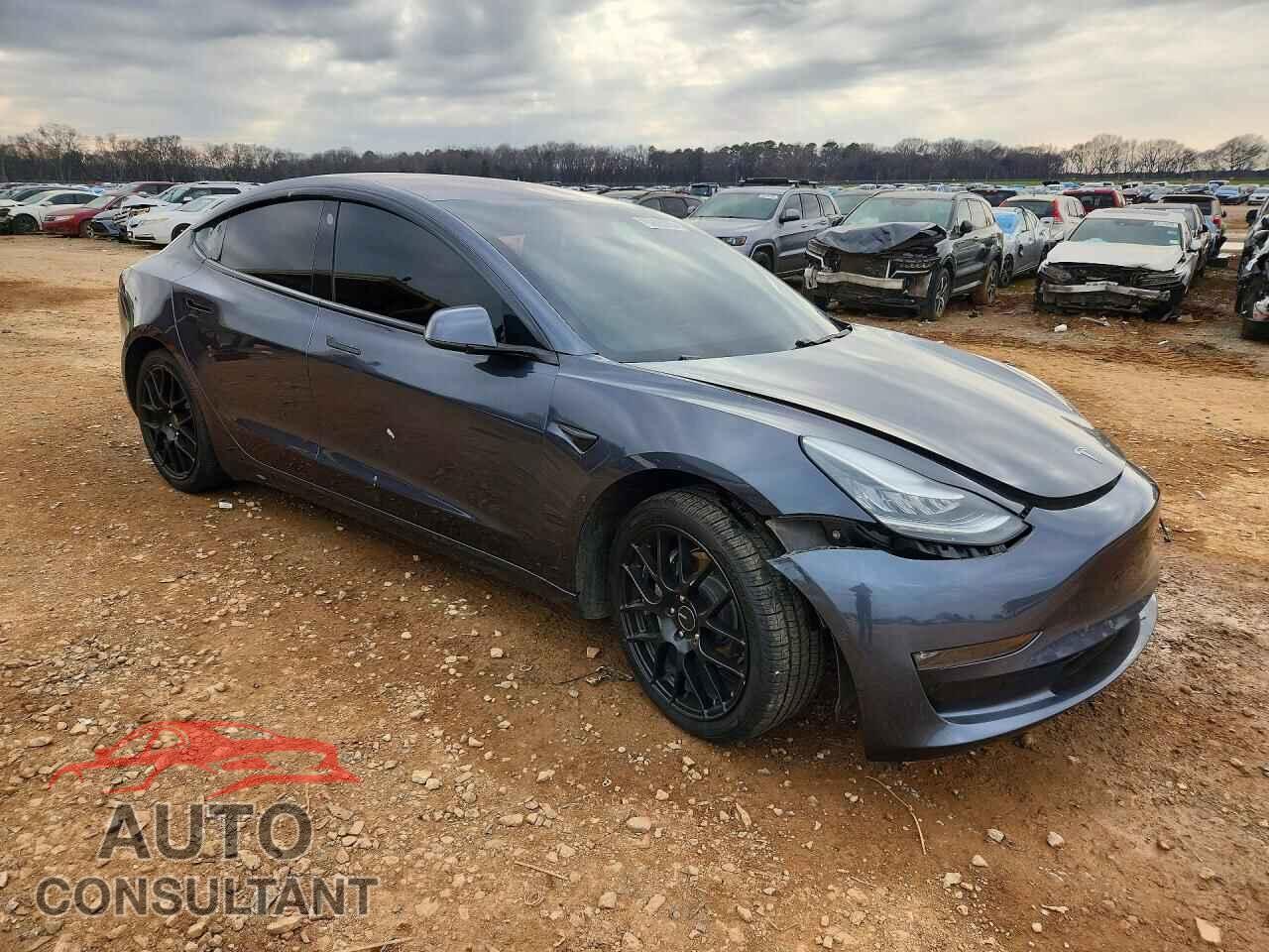TESLA MODEL 3 2018 - 5YJ3E1EA4JF005159