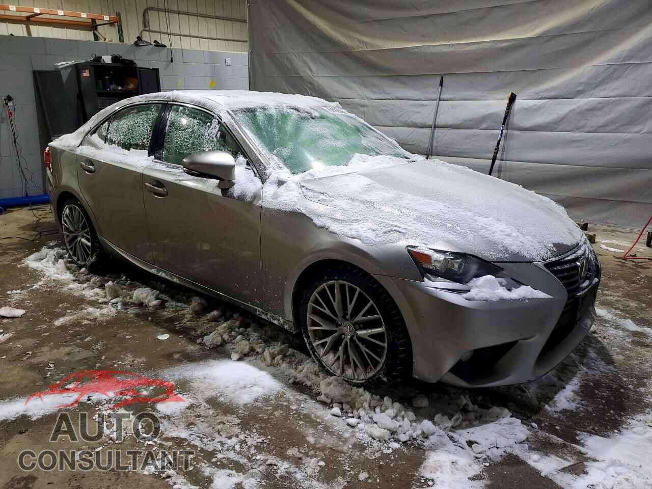 LEXUS IS 2014 - JTHCF1D29E5015277