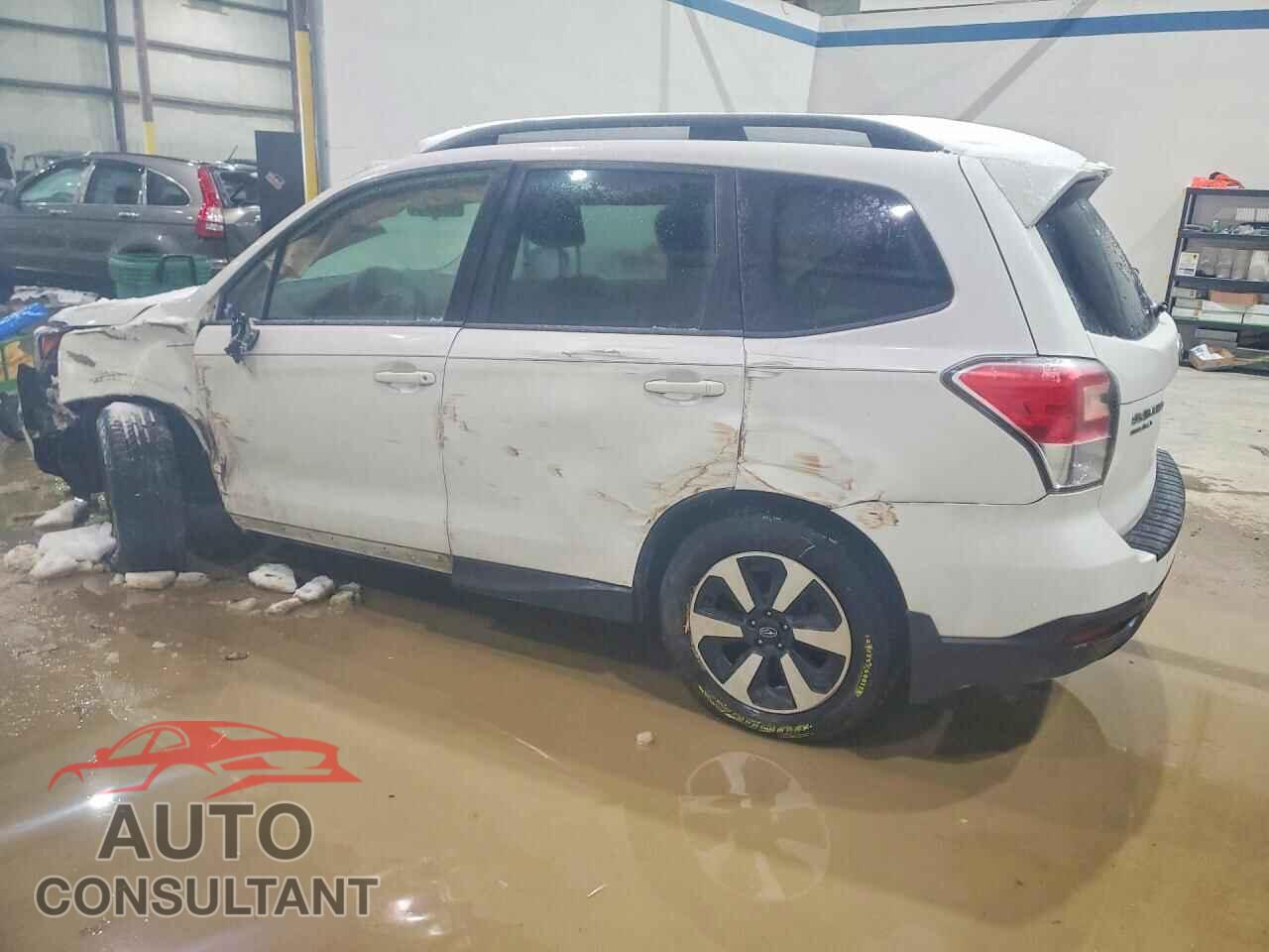SUBARU FORESTER 2018 - JF2SJAEC1JH450243