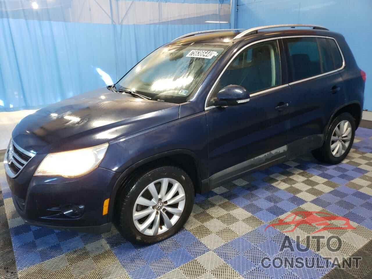 VOLKSWAGEN TIGUAN 2011 - WVGAV7AX2BW542934