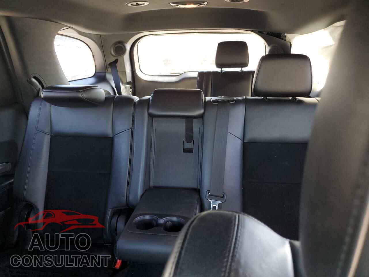 DODGE DURANGO 2018 - 1C4RDJDGXJC386256
