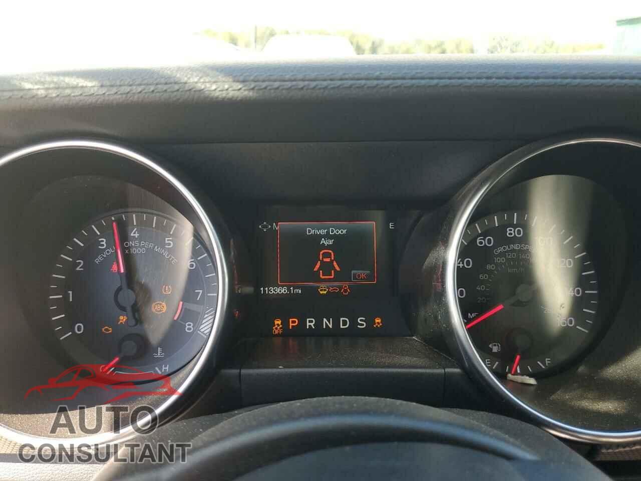 FORD MUSTANG 2018 - 1FA6P8CF4J5161949