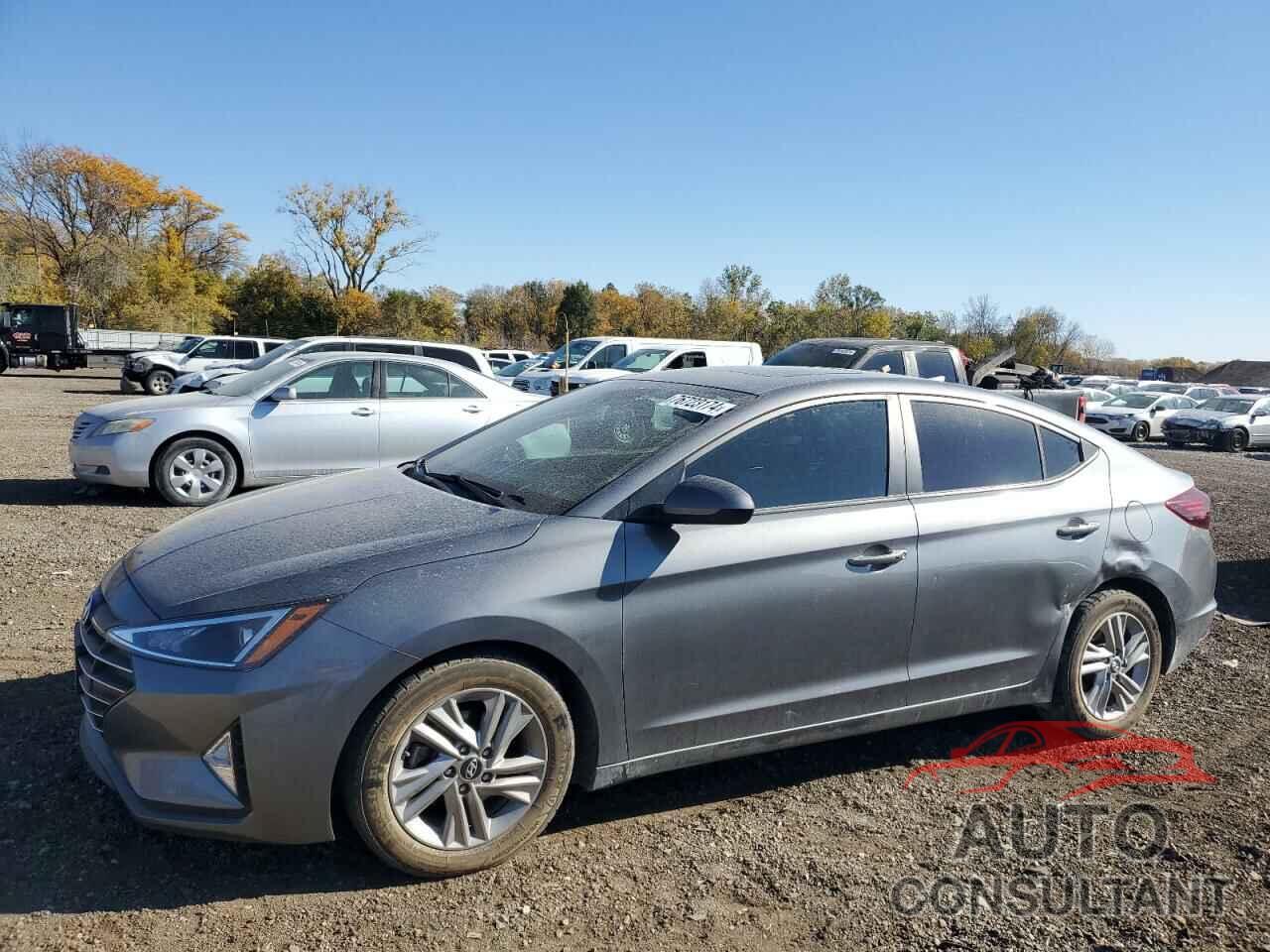 HYUNDAI ELANTRA 2019 - 5NPD84LFXKH480393
