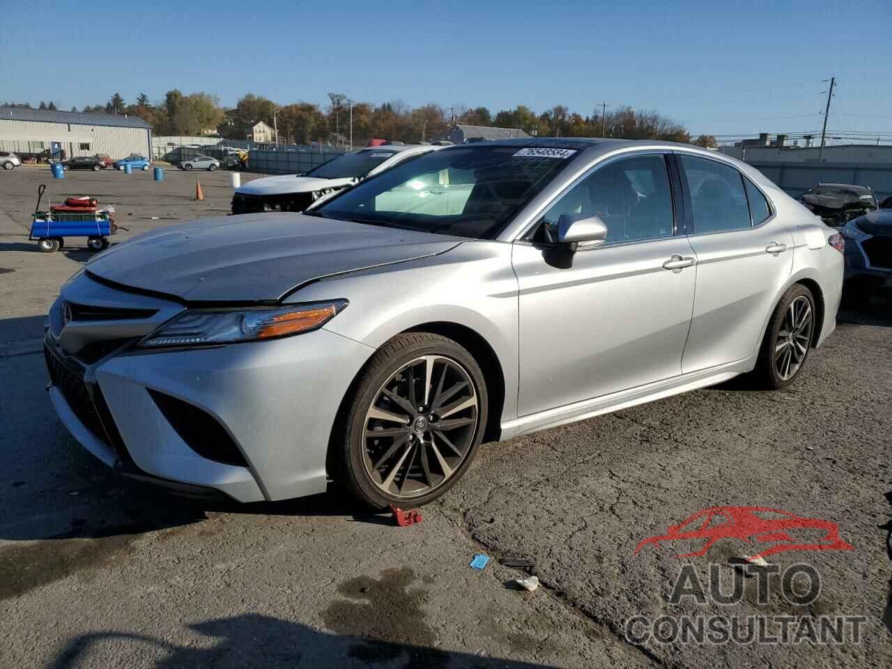 TOYOTA CAMRY 2018 - 4T1B61HK0JU129753