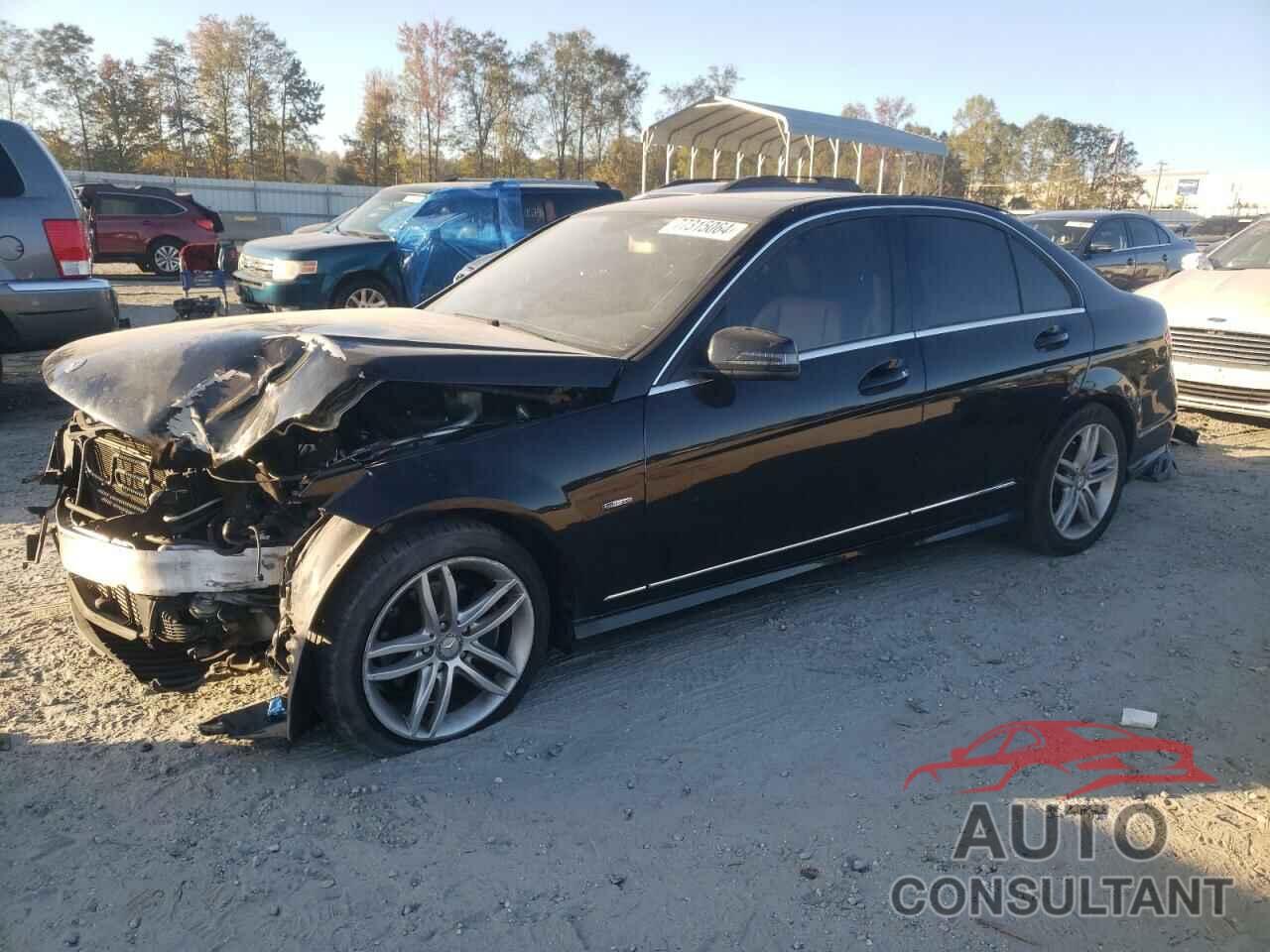 MERCEDES-BENZ C-CLASS 2012 - WDDGF4HB6CR218024