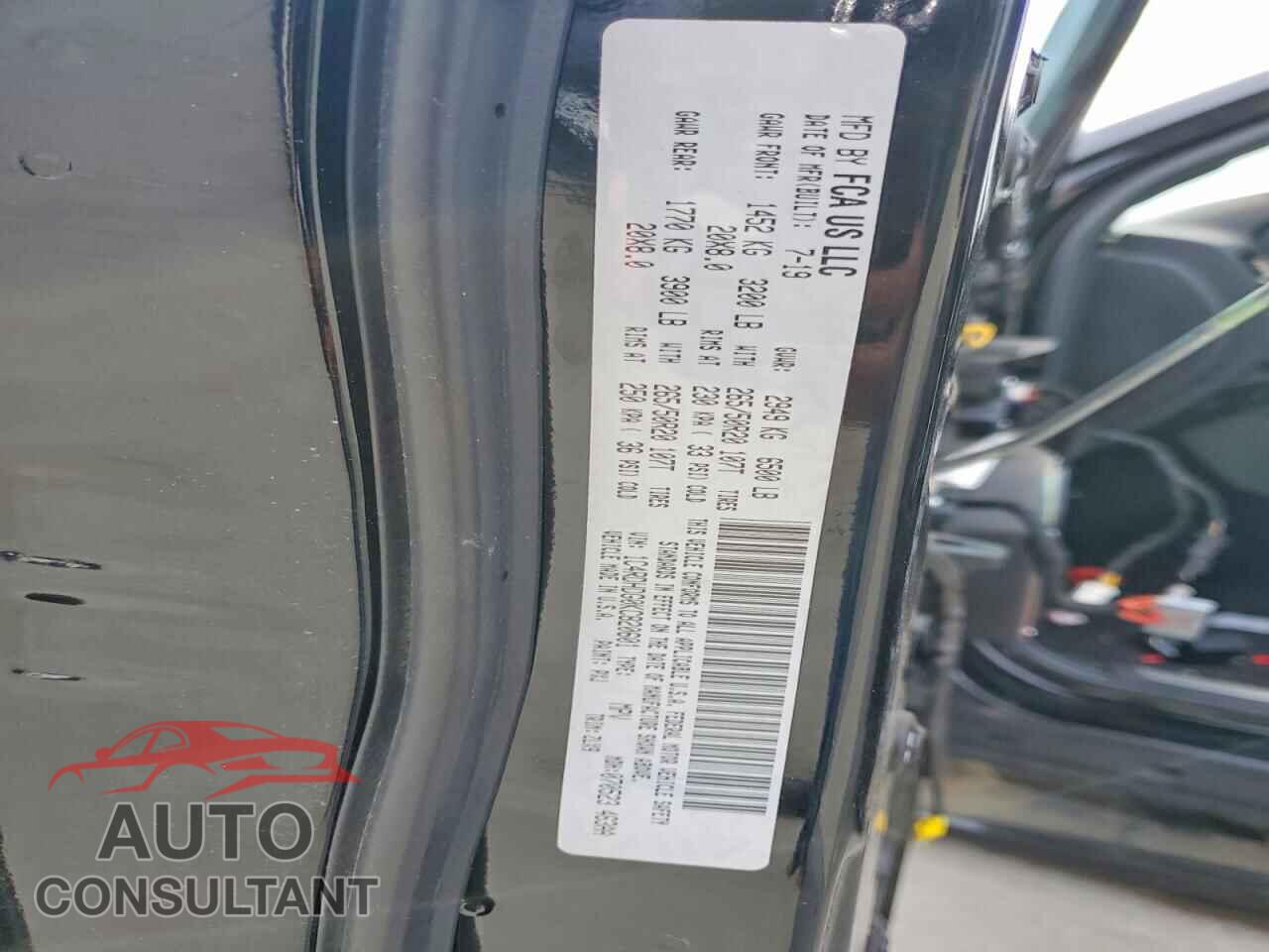 DODGE DURANGO 2019 - 1C4RDHDG0KC820601