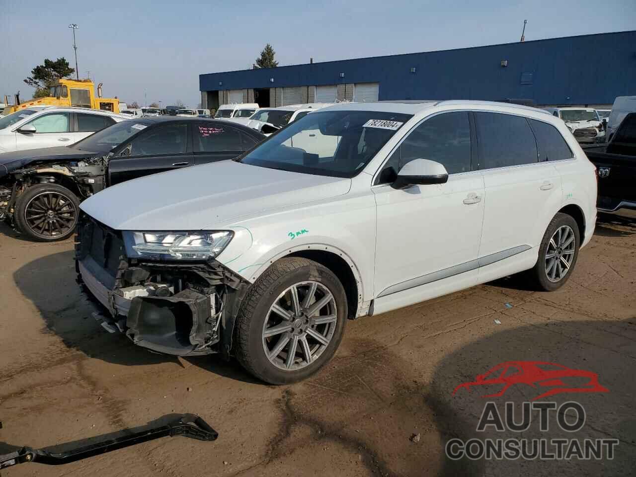 AUDI Q7 2018 - WA1LAAF70JD023951