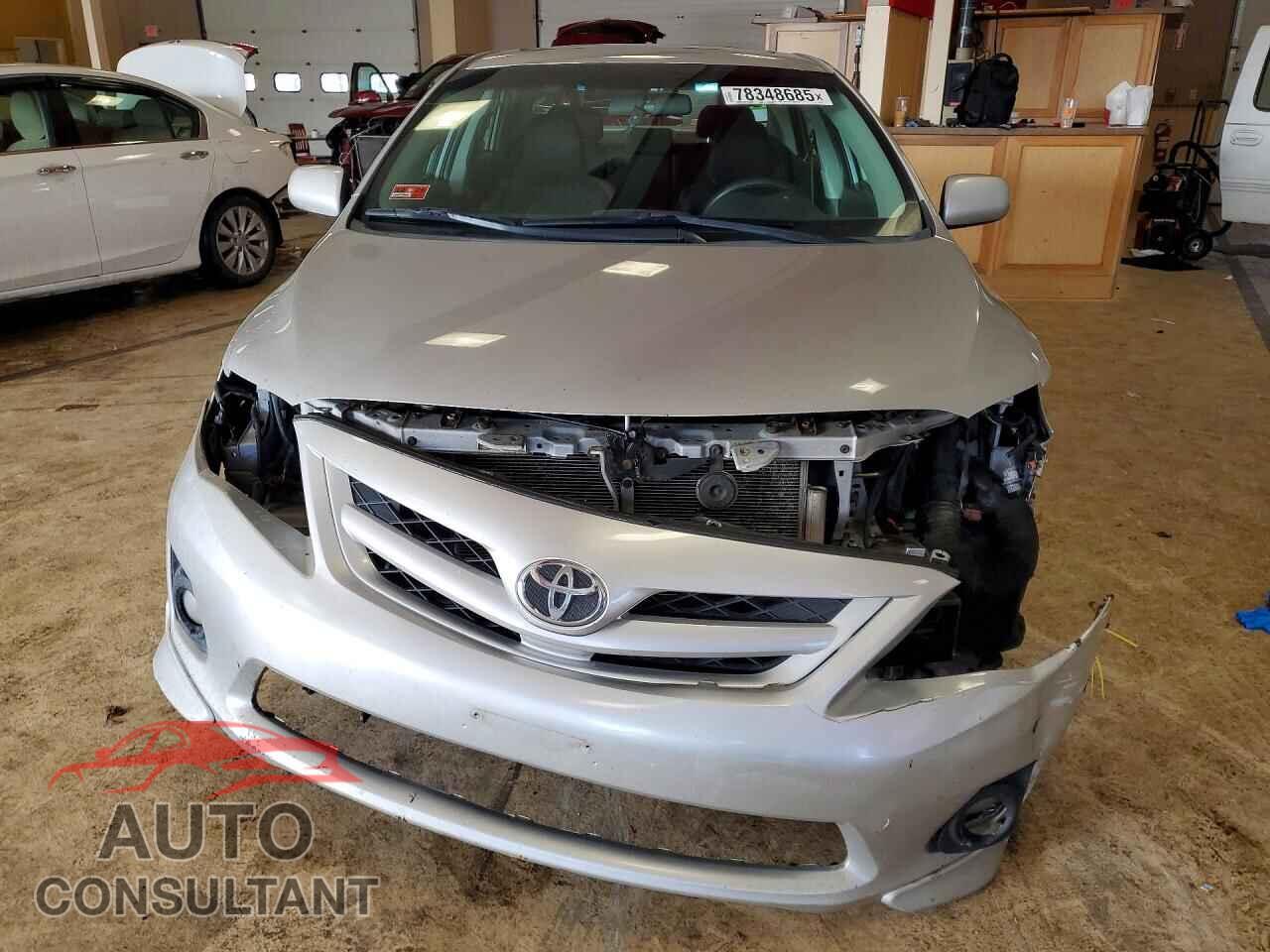 TOYOTA COROLLA 2011 - 2T1BU4EE4BC694872