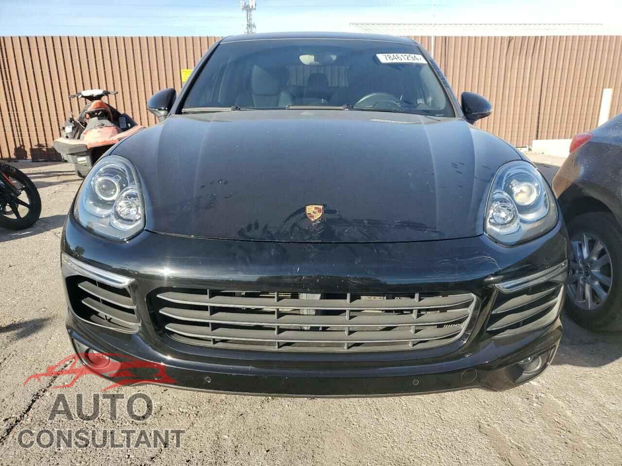 PORSCHE CAYENNE 2017 - WP1AE2A2XHLA70115
