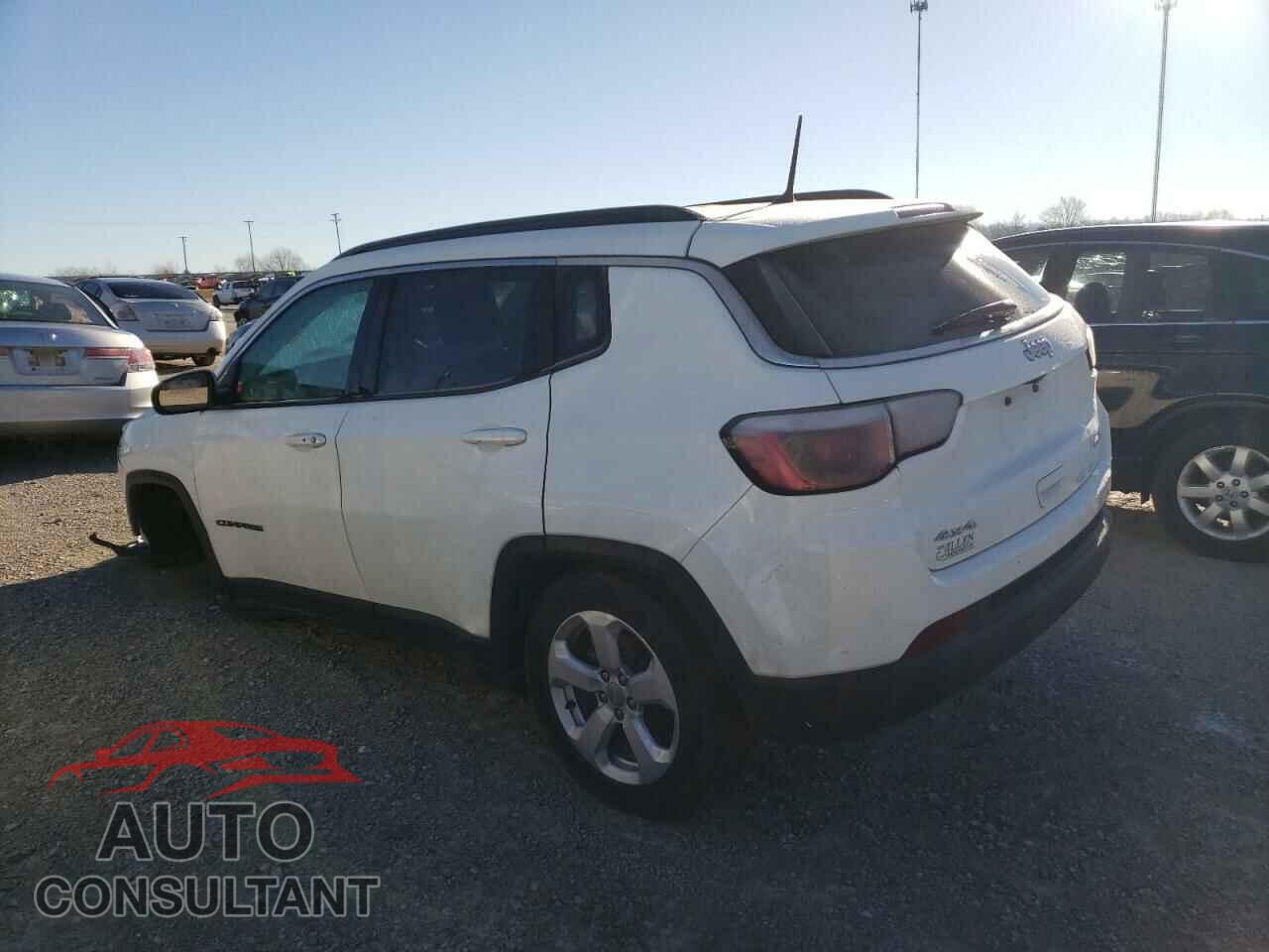 JEEP COMPASS 2018 - 3C4NJDBB3JT399211