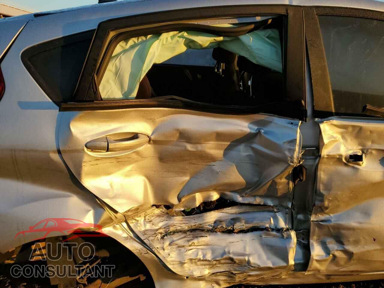 FORD FIESTA 2017 - 3FADP4EJ0HM136116