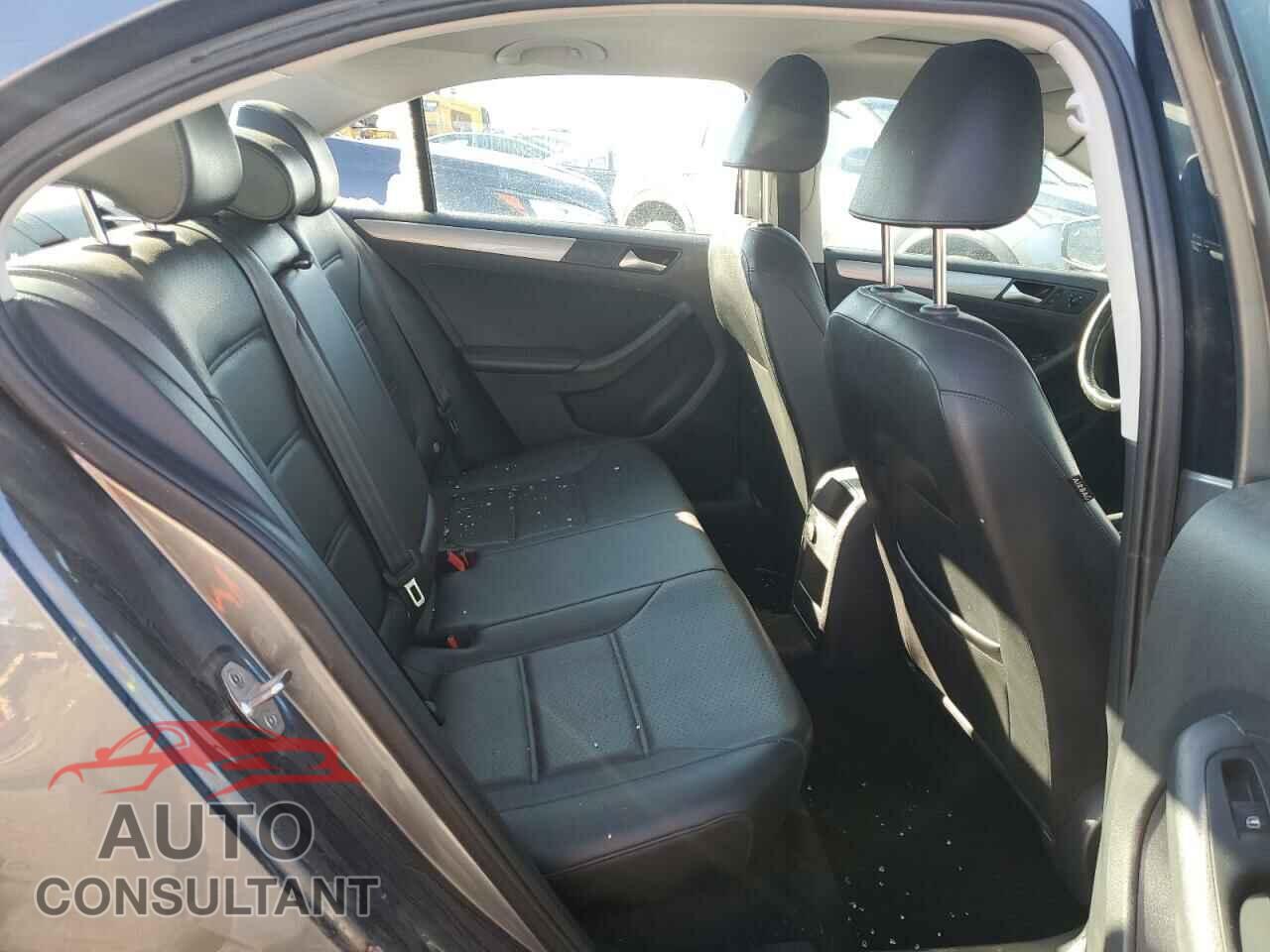 VOLKSWAGEN JETTA 2017 - 3VWDB7AJ7HM292389