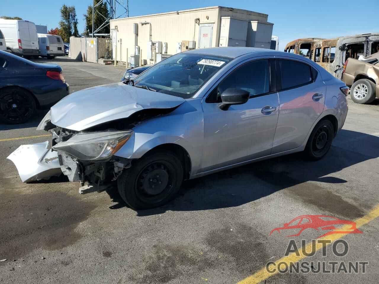 TOYOTA YARIS 2019 - 3MYDLBYV7KY508173