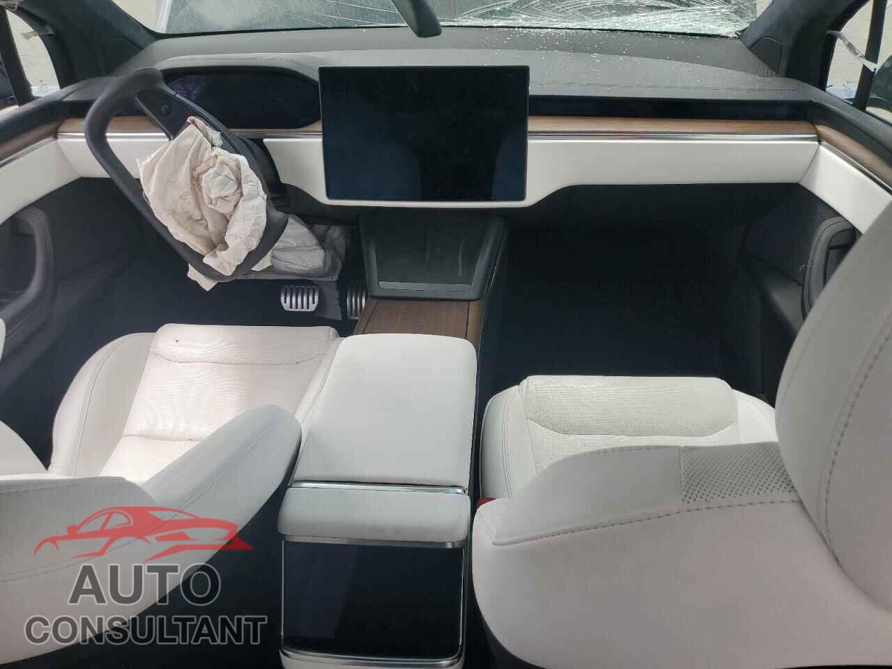 TESLA MODEL X 2023 - 7SAXCBE55PF367237