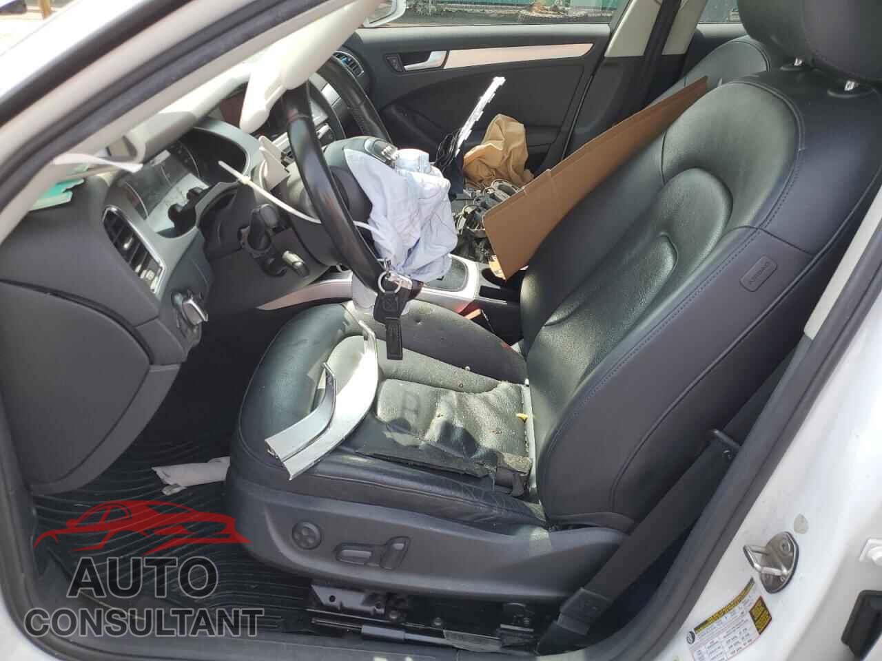 AUDI A4 2012 - WAUBFAFL7CN001052
