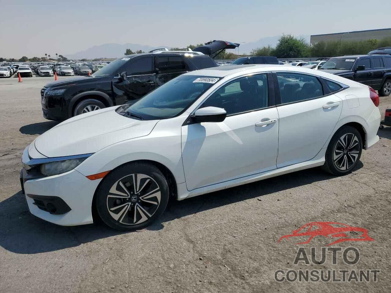 HONDA CIVIC 2018 - 2HGFC1F32JH643425