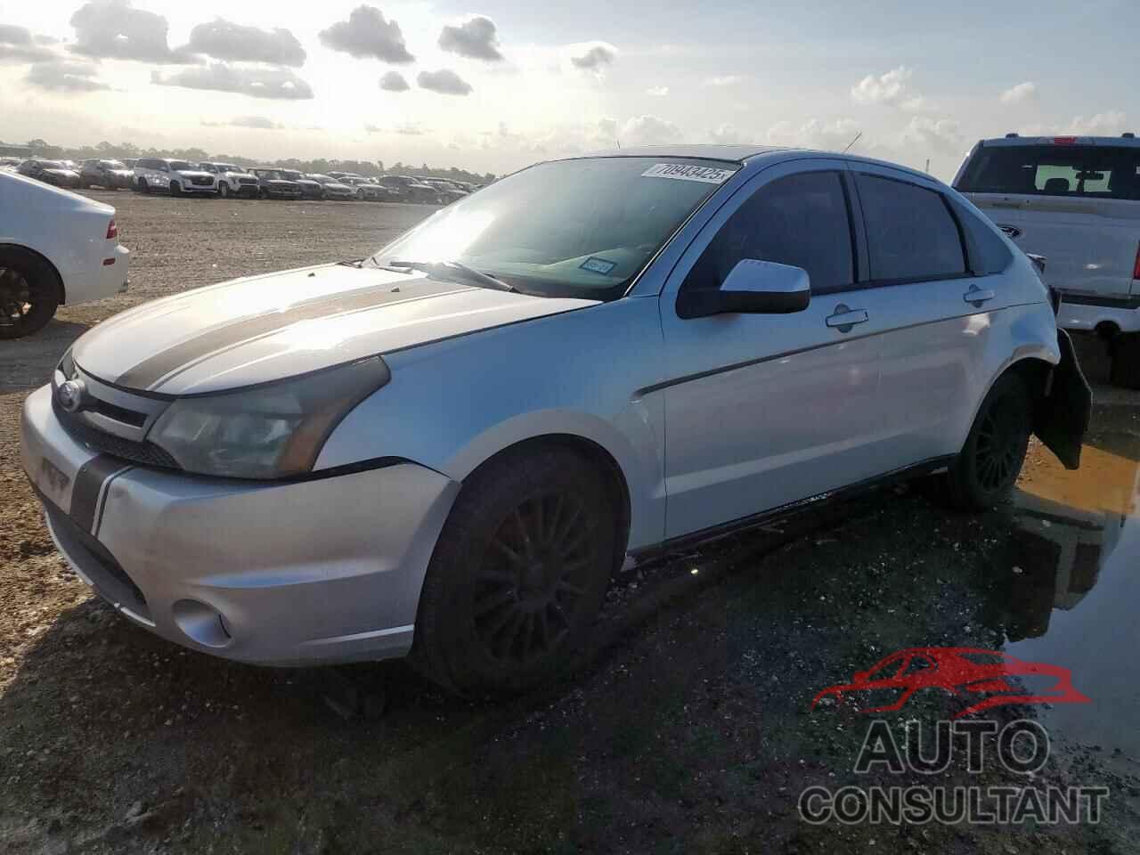 FORD FOCUS 2011 - 1FAHP3GN6BW107786