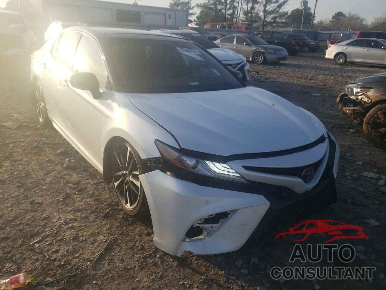 TOYOTA CAMRY 2018 - 4T1BZ1HKXJU021423