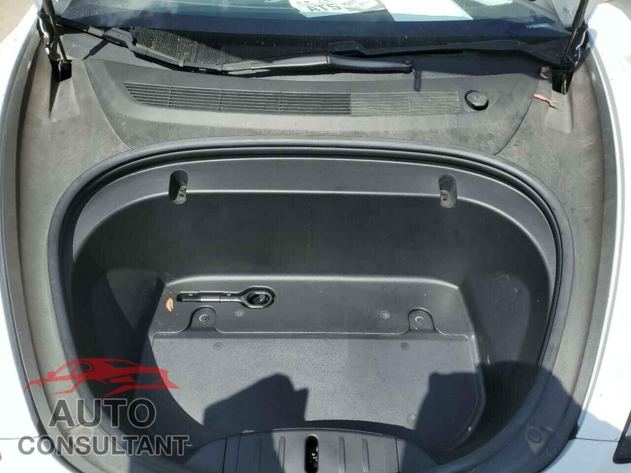 TESLA MODEL 3 2020 - 5YJ3E1EA7LF644932
