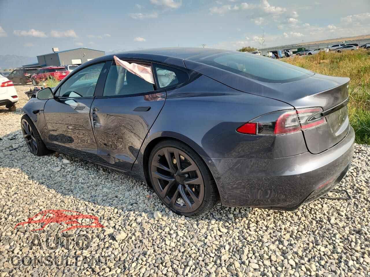 TESLA MODEL S 2021 - 5YJSA1E53MF433657