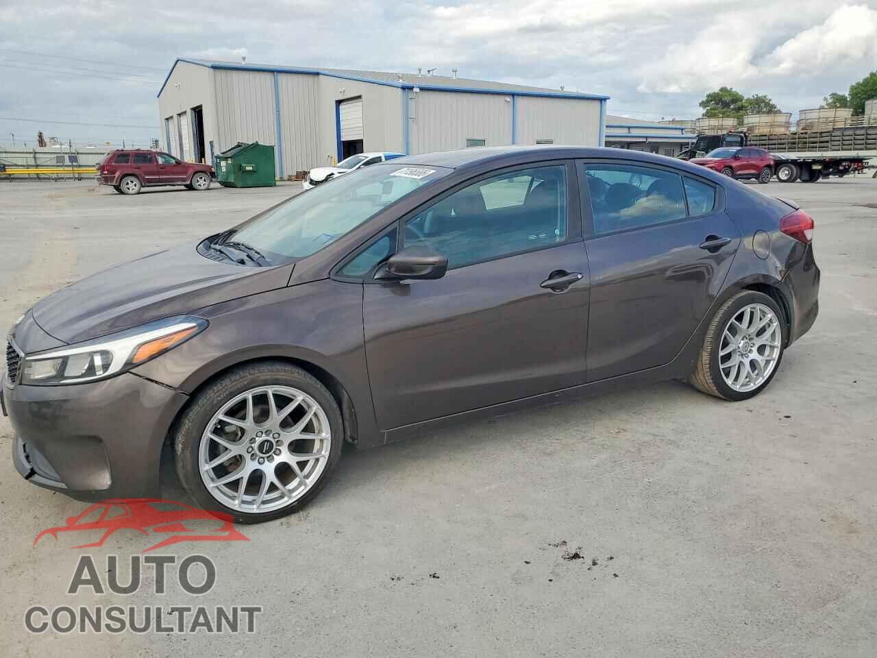 KIA FORTE 2017 - 3KPFL4A74HE140852