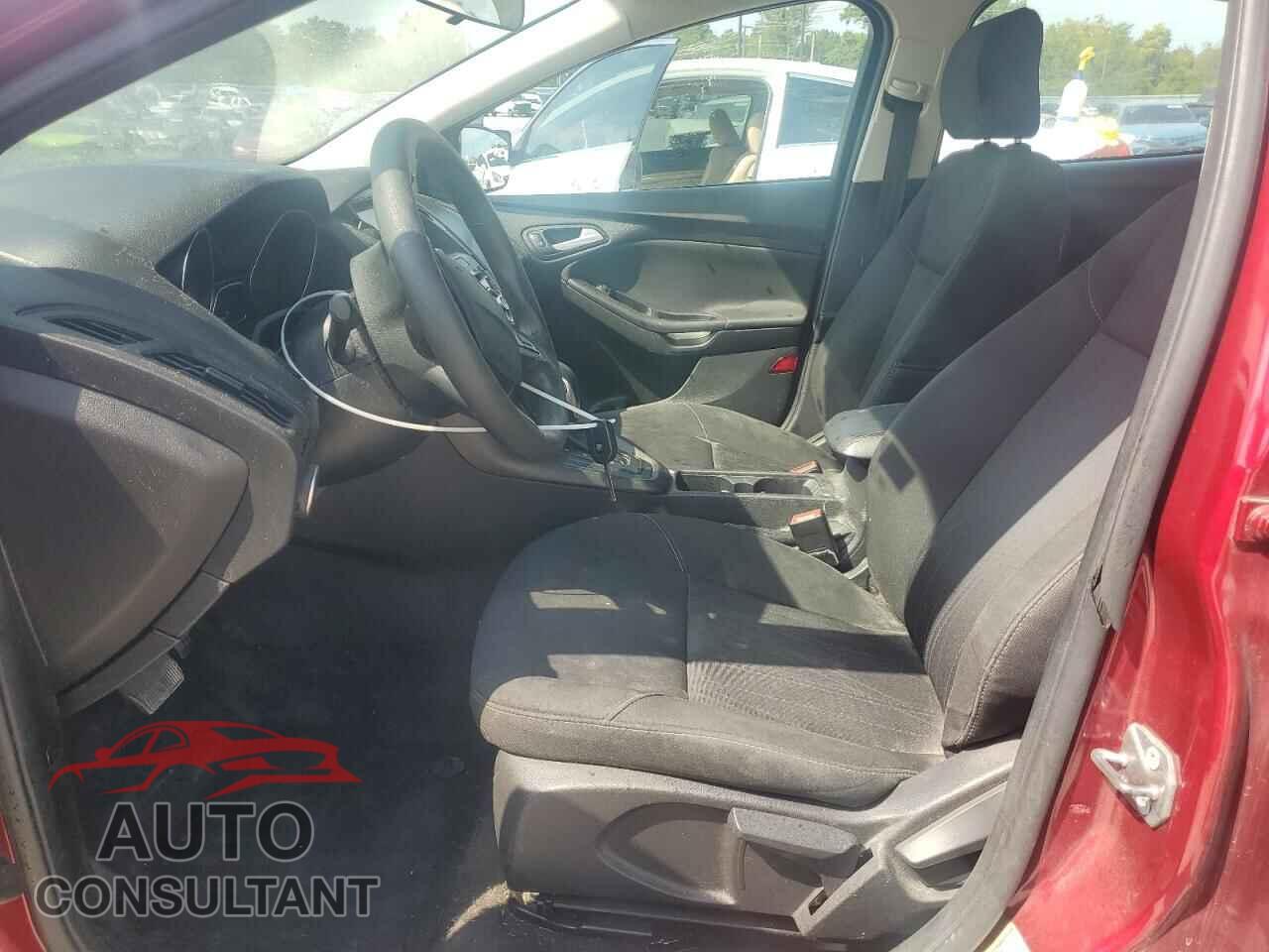 FORD FOCUS 2017 - 1FADP3M20HL336564