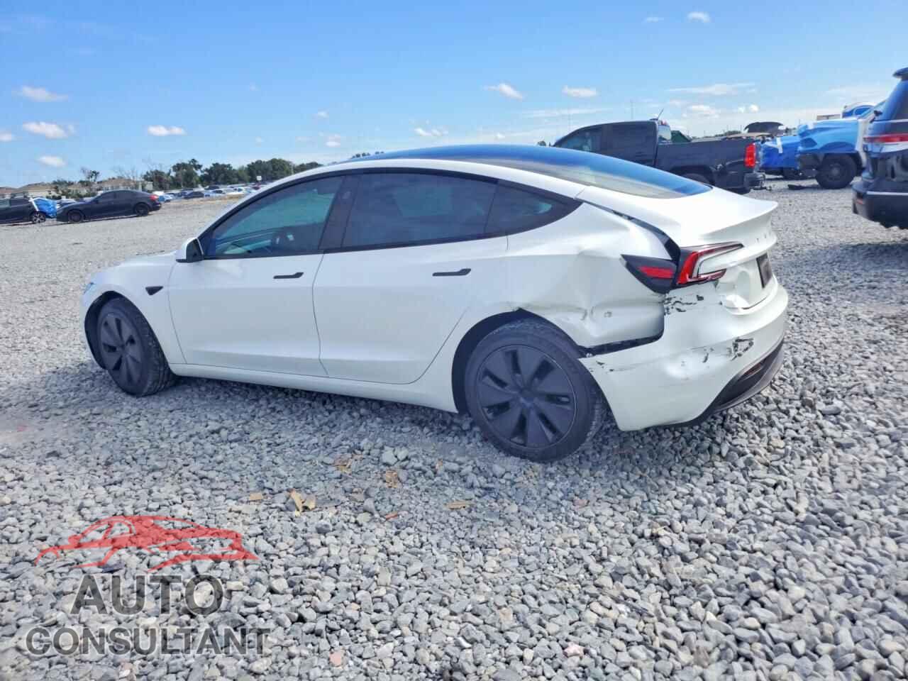 TESLA MODEL 3 2026 - 5YJ3E1EA7TF121989