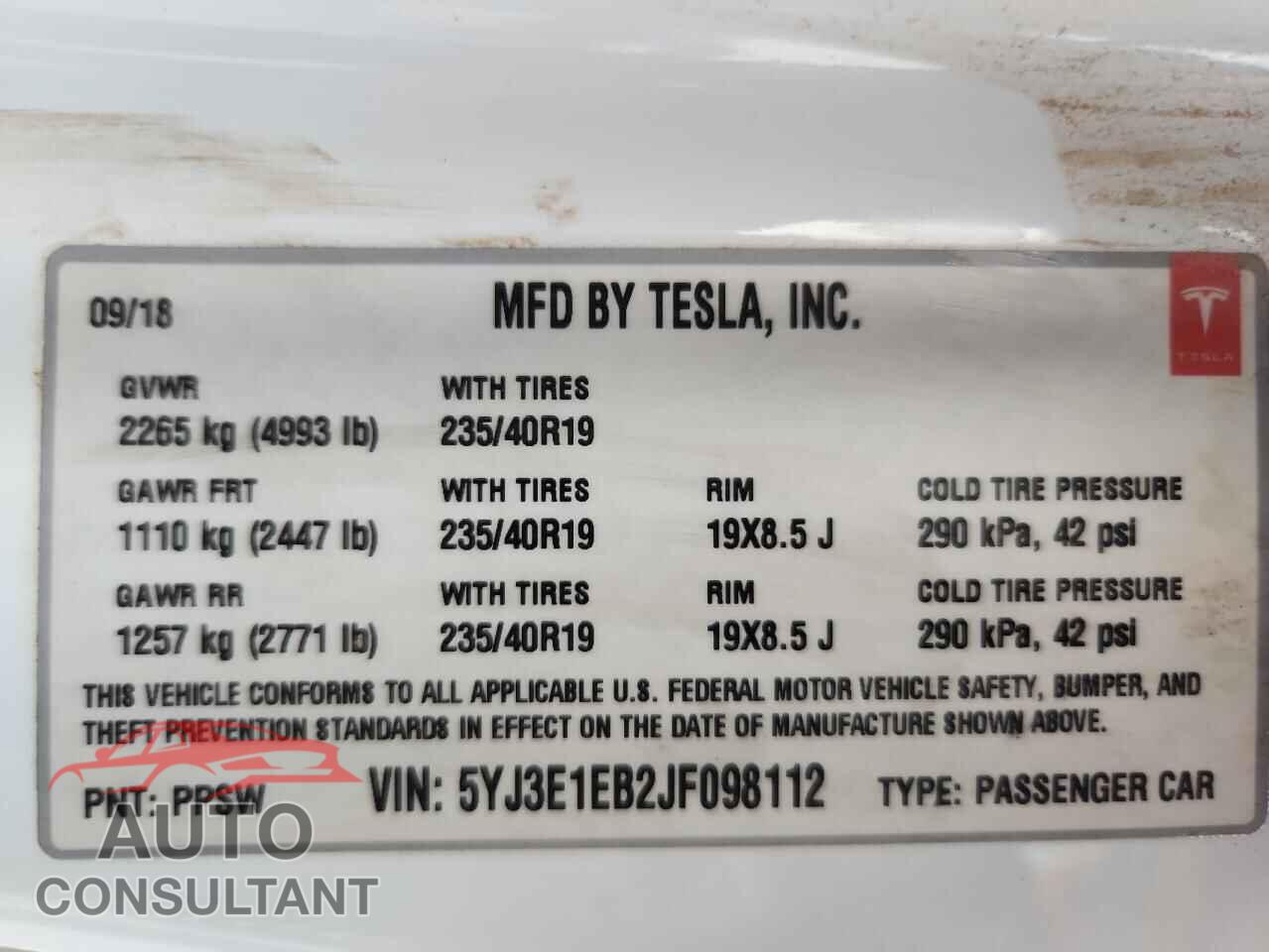 TESLA MODEL 3 2018 - 5YJ3E1EB2JF098112