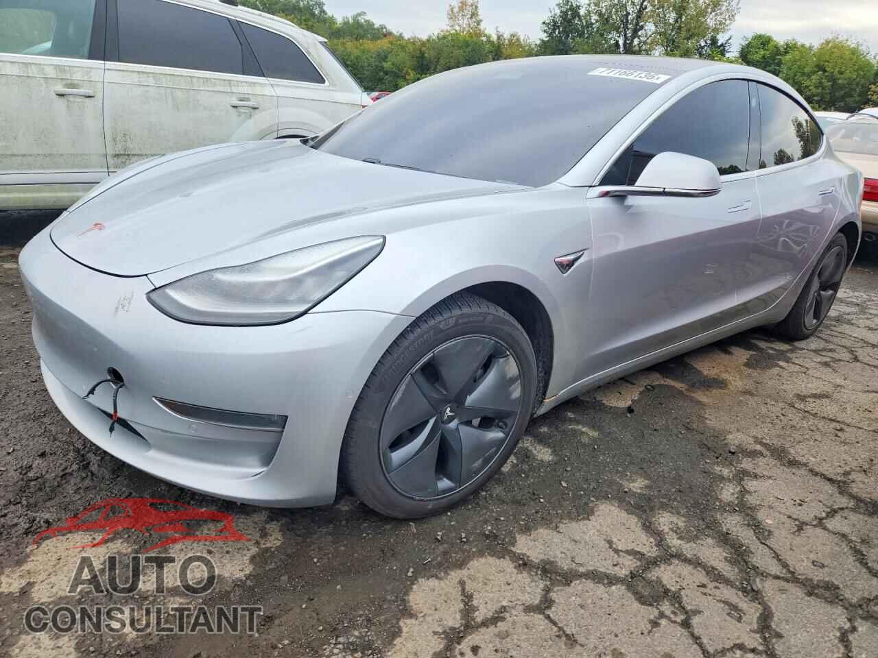 TESLA MODEL 3 2018 - 5YJ3E1EB0JF065075