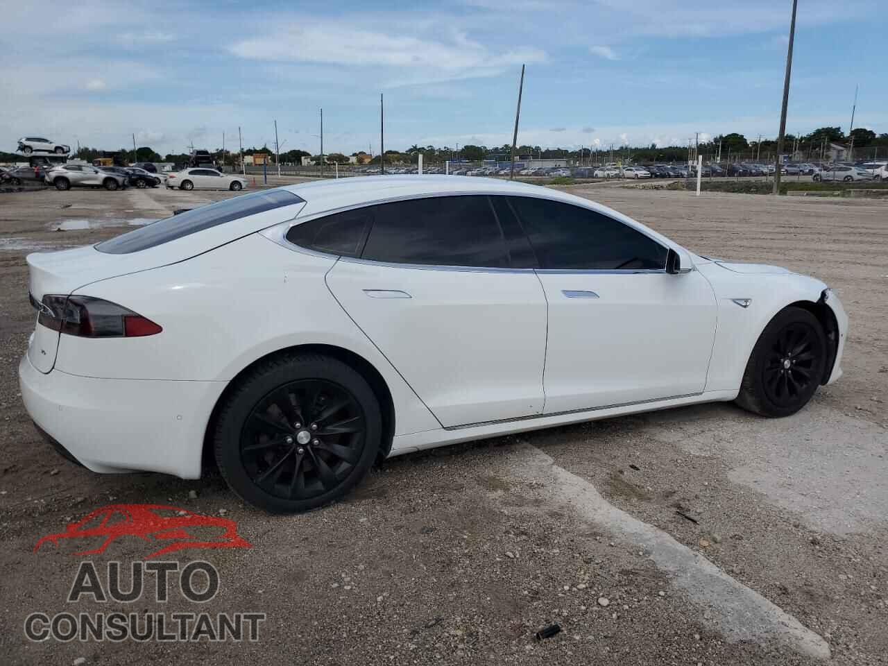 TESLA MODEL S 2016 - 5YJSA1E17GF139714