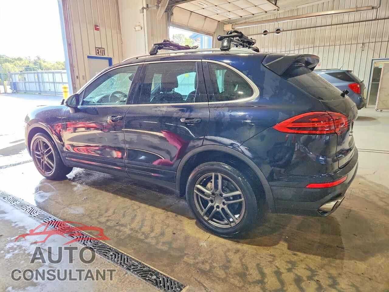 PORSCHE CAYENNE 2015 - WP1AB2A21FLA60644